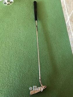 2018 Titliest Scotty Cameron Newport 2 35in RH with a New Sleeve Of Pro V1 Balls