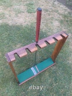 Hardwood Floor Display Rack for 6 Scotty Cameron Putters