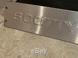 Scotty Cameron 8 Putter stand Aluminum Stand Alone Display