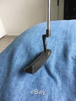 Scotty Cameron AOP Newport Oil Can Putter Oval Track Version