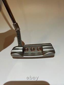 Scotty Cameron Button Back 2008 Newport Limited Edition Putter / 34 Inch