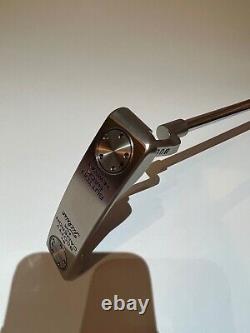 Scotty Cameron Button Back 2008 Newport Limited Edition Putter / 34 Inch