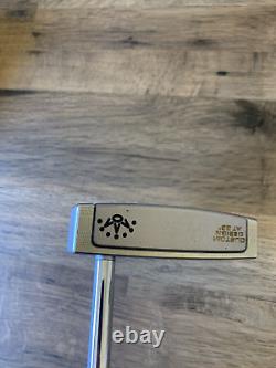 Scotty Cameron Cameron and Crown Golo 5 Putter / 33 Inches