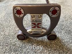 Scotty Cameron Futura X Putter / 34 Inch with headcover