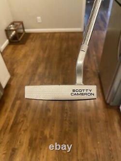 Scotty Cameron Futura X5 with flow neck