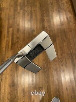 Scotty Cameron Futura X5 with flow neck