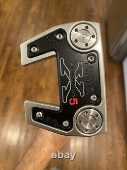 Scotty Cameron Futura X5 with flow neck