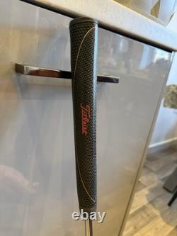 Scotty Cameron Phantom 5.5 Putter 34-inch Right-Handed Golf Club