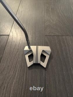 Scotty Cameron Phantom 9 33 Inch Right Handed Putter Used with Cover