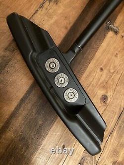 Scotty Cameron Select Newport 2.6 Putter 45 Gauge Black Shaft Pistolero Grip +HC