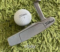 Scotty Cameron. Select Newport (34) R/H. With Head Cover