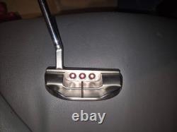 Scotty Cameron Special Select Fastback 1.5 Putter / 34 Inch Very good condition