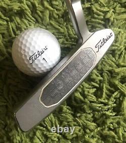 Scotty Cameron. Studio Style Newport 1.5 (34) with Head Cover And Divot Tool