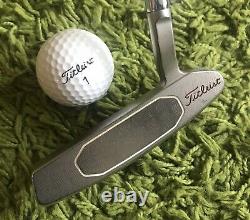 Scotty Cameron. Studio Style Newport 1.5 (34) with Head Cover And Divot Tool