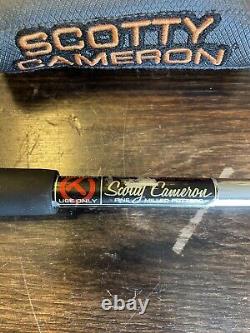 Scotty Cameron T5W Circle T Putter. Circle T grip and headcover. 33. Tour Only
