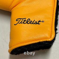 Scotty Cameron YELLOW STUDIO DESIGN 2001 w / Pivot Tool Blade Putter Headcover