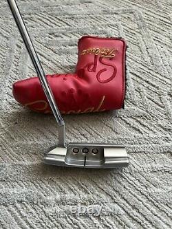 Scotty cameron special select newport 2.5