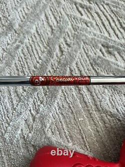 Scotty cameron special select newport 2.5