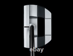 The Scotty Cameron Studio Style Fastback OC 34-inch (757RB34)