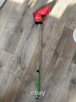 Titleist Scotty Cameron Putter Special Select Newport 2.5, 33-inch, Right-Handed