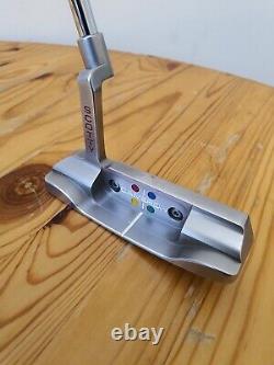 Used Scotty Cameron Studio Style Newport GSS with new spare original grip